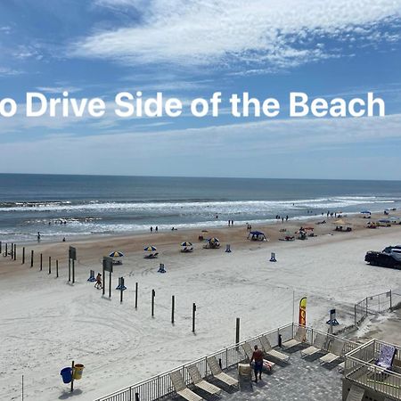 Ocean Breeze - Direct Ocean Front-Pool Is Open Apartment Daytona Beach Exterior photo
