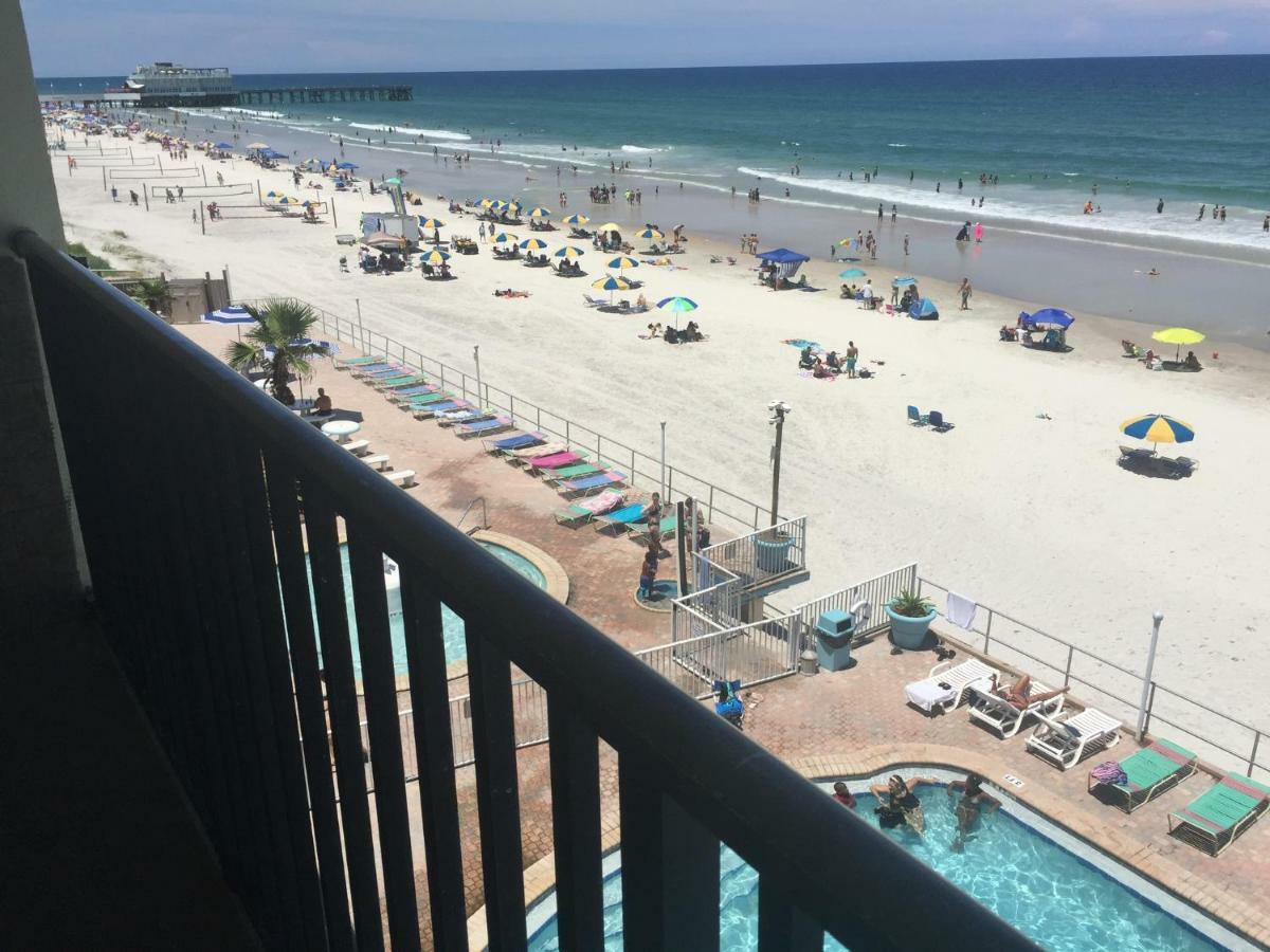 Ocean Breeze - Direct Ocean Front-Pool Is Open Apartment Daytona Beach Exterior photo