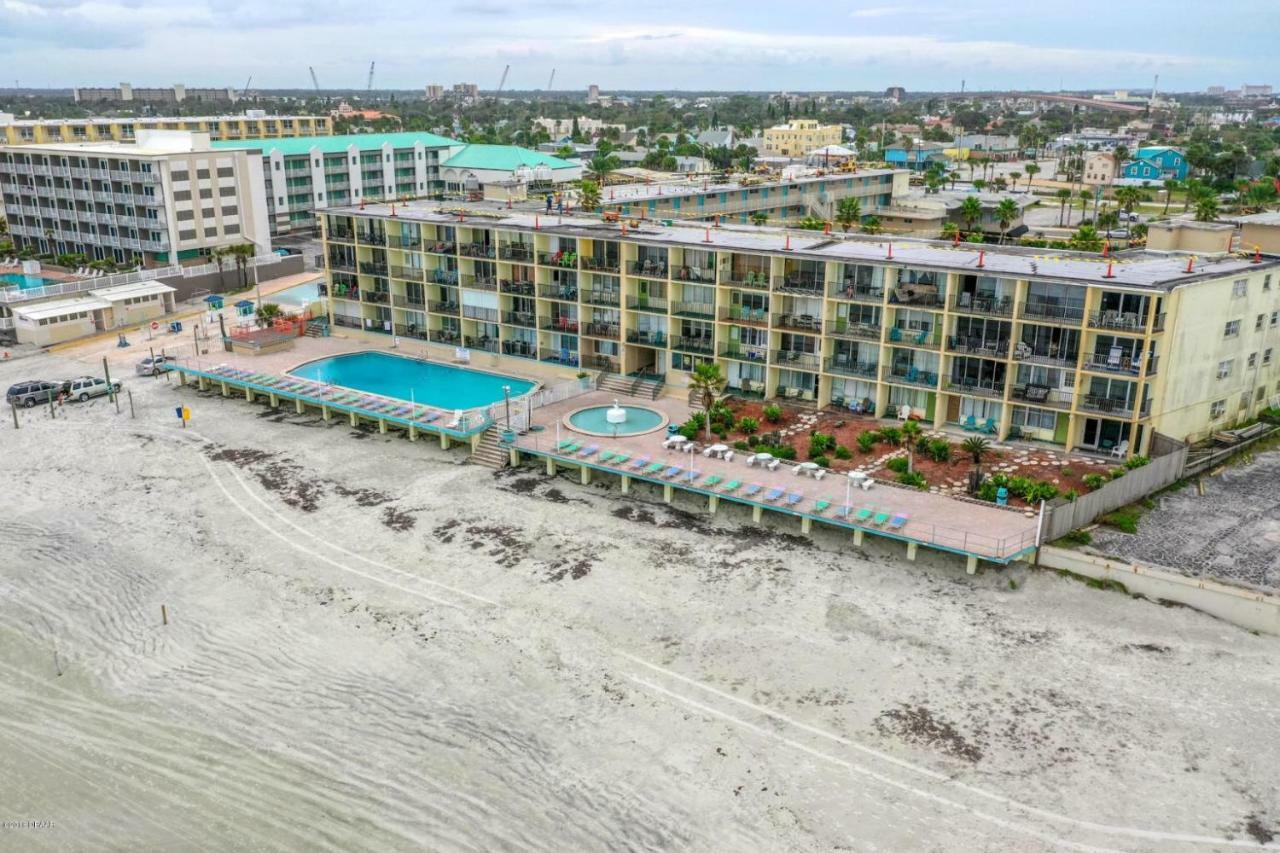 Ocean Breeze - Direct Ocean Front-Pool Is Open Apartment Daytona Beach Exterior photo
